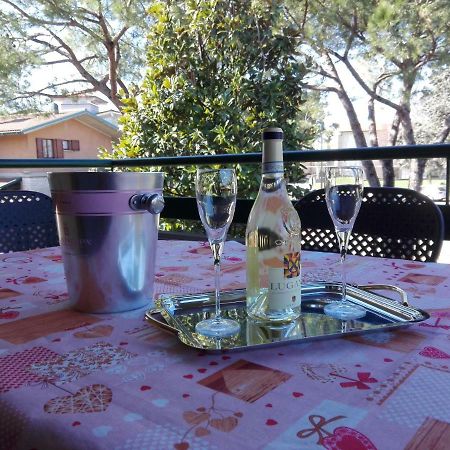 Apartament Casa Vacanza Clavel Cin Sirmione Zewnętrze zdjęcie