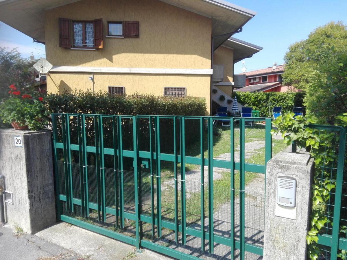 Apartament Casa Vacanza Clavel Cin Sirmione Zewnętrze zdjęcie